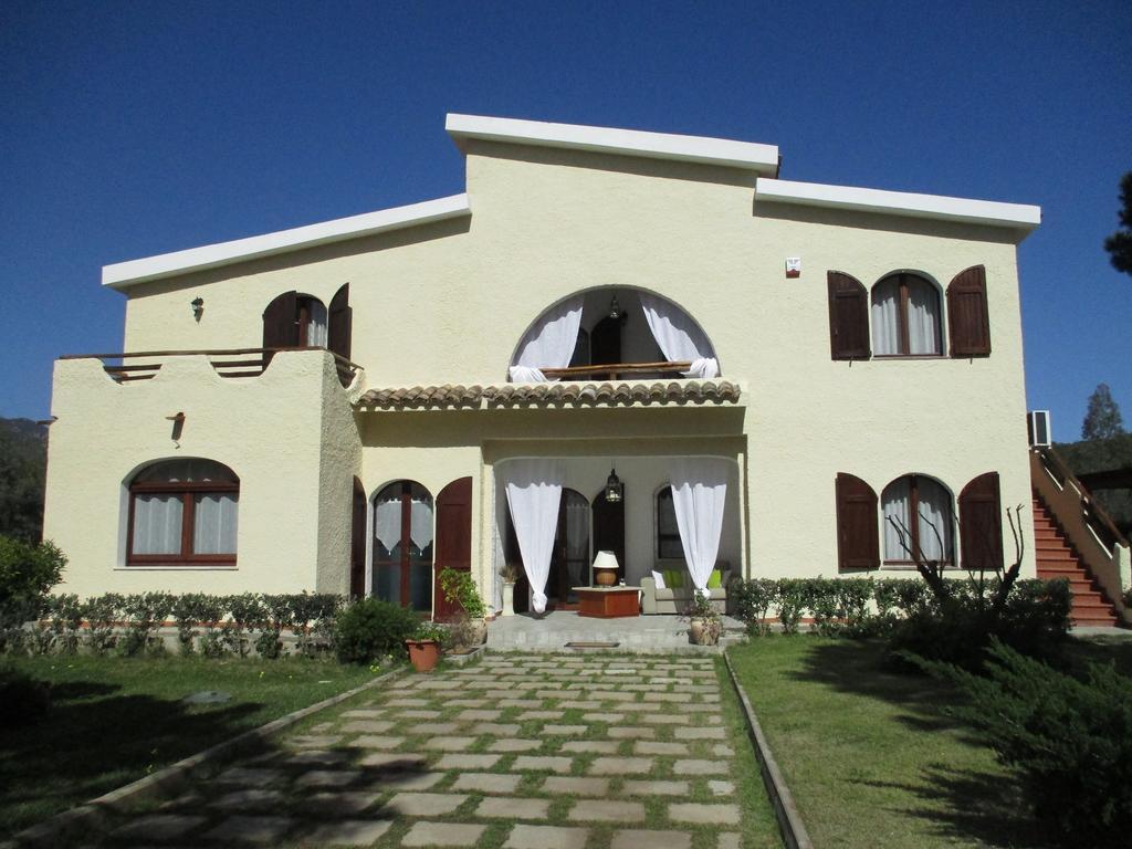 Villa Margherita Suite & Charme Pula Exterior foto